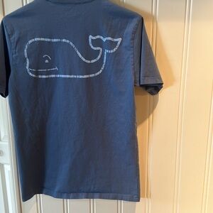 Vineyard Vines men’s tshirt